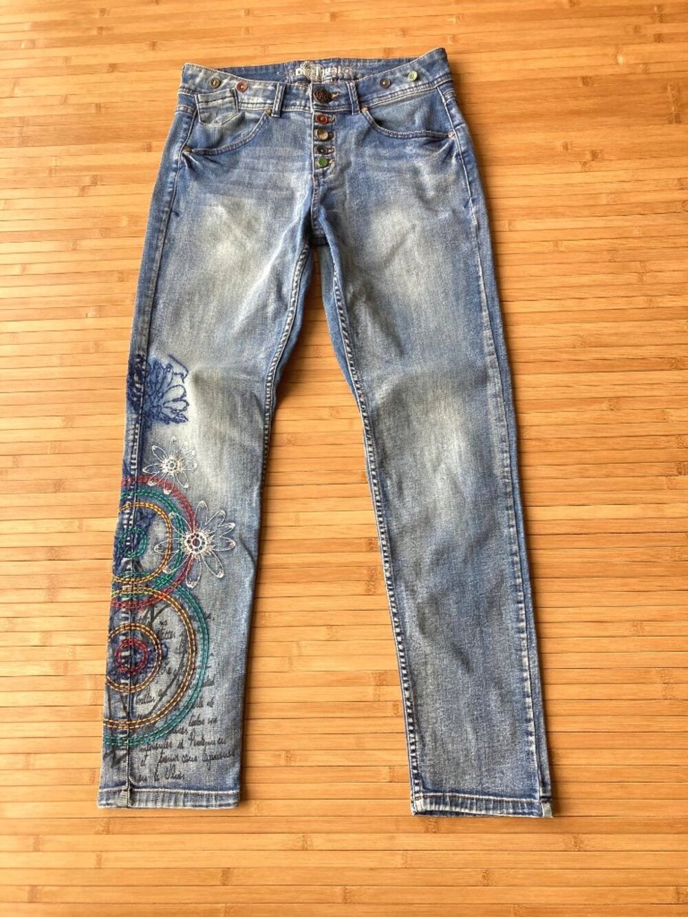 Desigual The Love Boyfriend Fit Jeans Embroidered Embellished Womens 30x29 Blue
